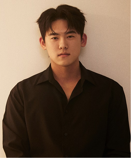 손우진 디자이너 기본 프로필